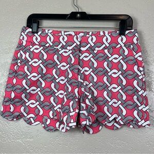 Crown & Ivy Scalloped Hem Shelby Mid Rise Shorts Pink White Black‎ Size 4